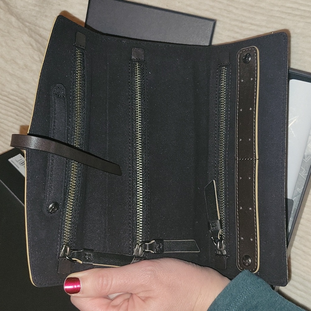 Tumi Nester Jewelry Roll Earl Grey - Picture 7 of 11
